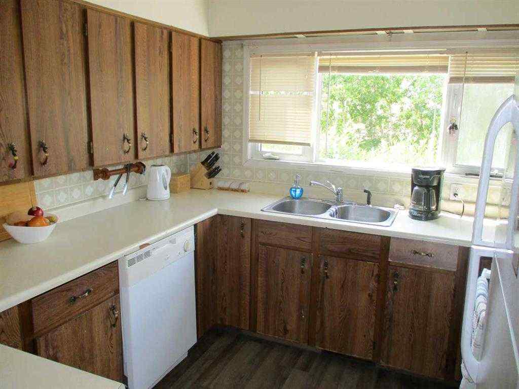 MLS® A2266194 - 200 6th Avenue SE in NONE Manning, Residential