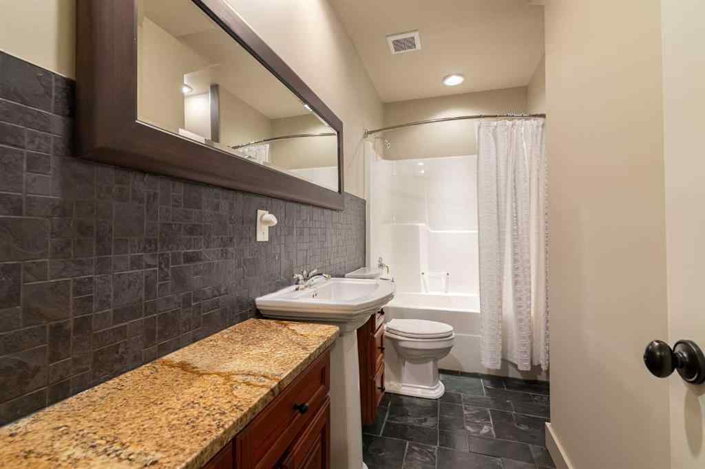 MLS® A2266195 - 244 Canal Street  in Meridian Beach Rural Ponoka County, Residential