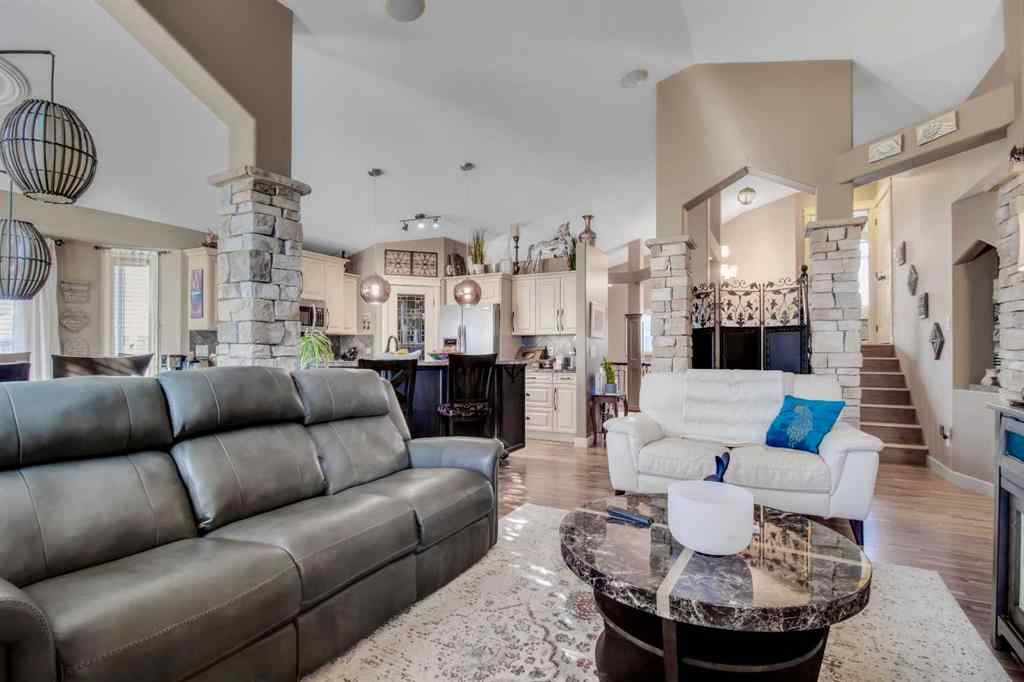 MLS® A2266201 - 3 Legacy Cove  in Lakeway Landing Sylvan Lake, Residential