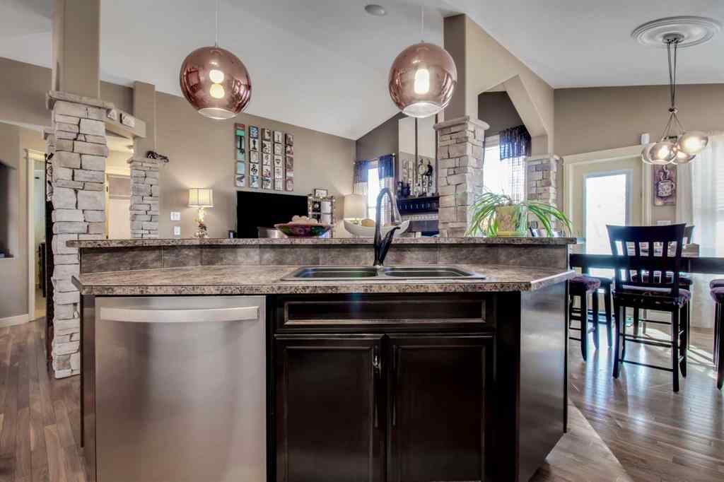 MLS® A2266201 - 3 Legacy Cove  in Lakeway Landing Sylvan Lake, Residential