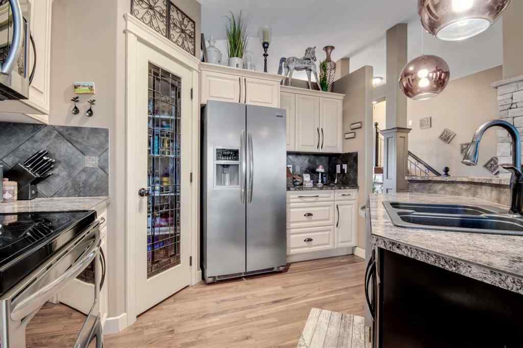 MLS® A2266201 - 3 Legacy Cove  in Lakeway Landing Sylvan Lake, Residential