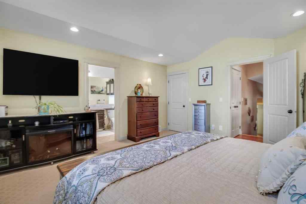 MLS® A2266201 - 3 Legacy Cove  in Lakeway Landing Sylvan Lake, Residential