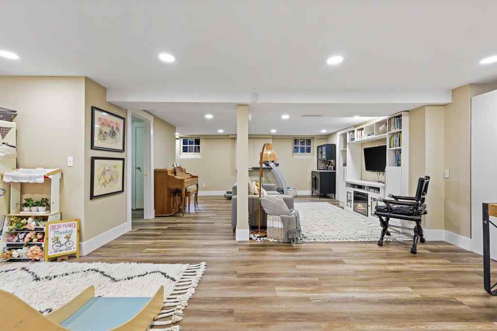 MLS® A2266203 - 1314 Shelbourne Street SW in Scarboro Calgary, Residential