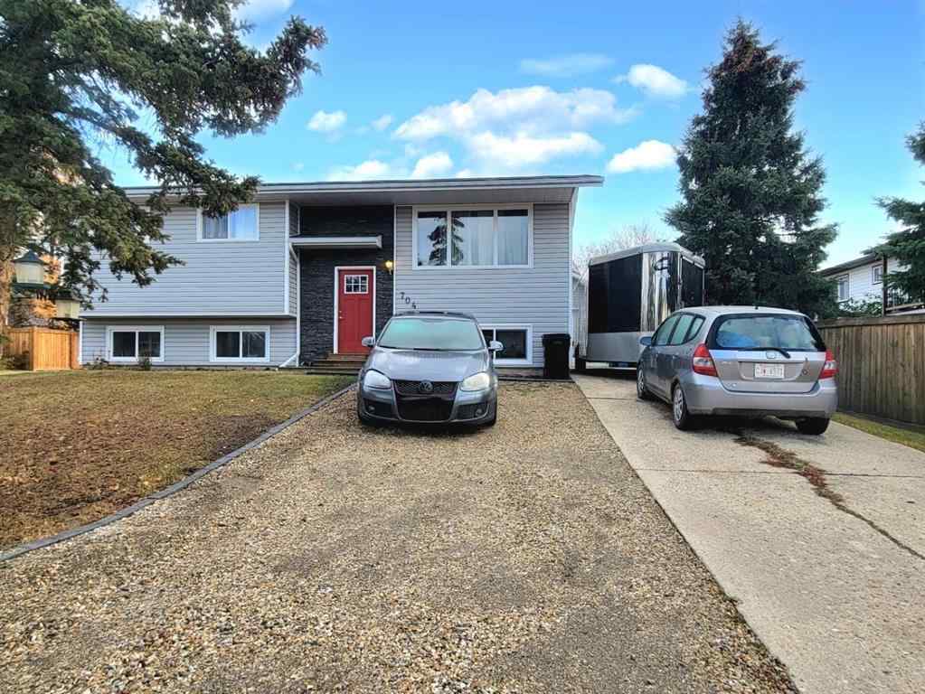 MLS® A2266210 - 704 Alder Avenue  in N/A Beaverlodge, Residential