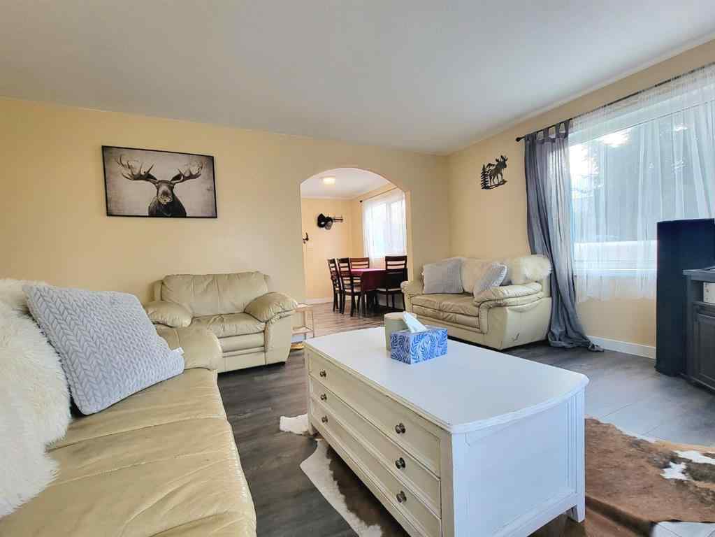 MLS® A2266210 - 704 Alder Avenue  in N/A Beaverlodge, Residential