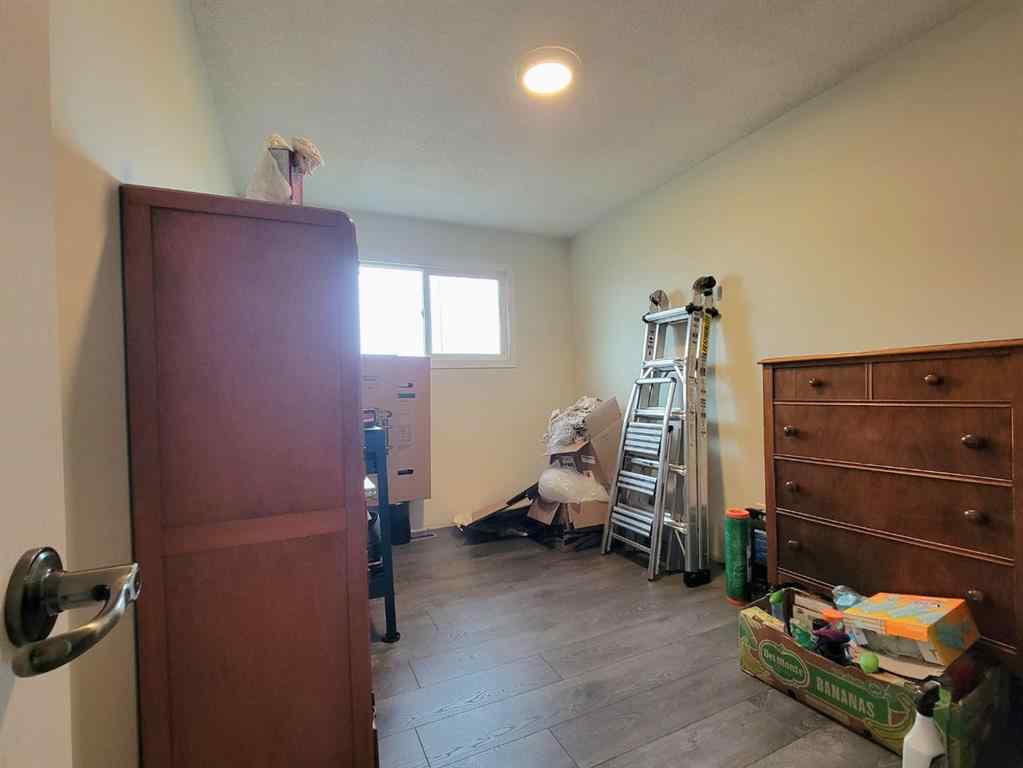 MLS® A2266210 - 704 Alder Avenue  in N/A Beaverlodge, Residential