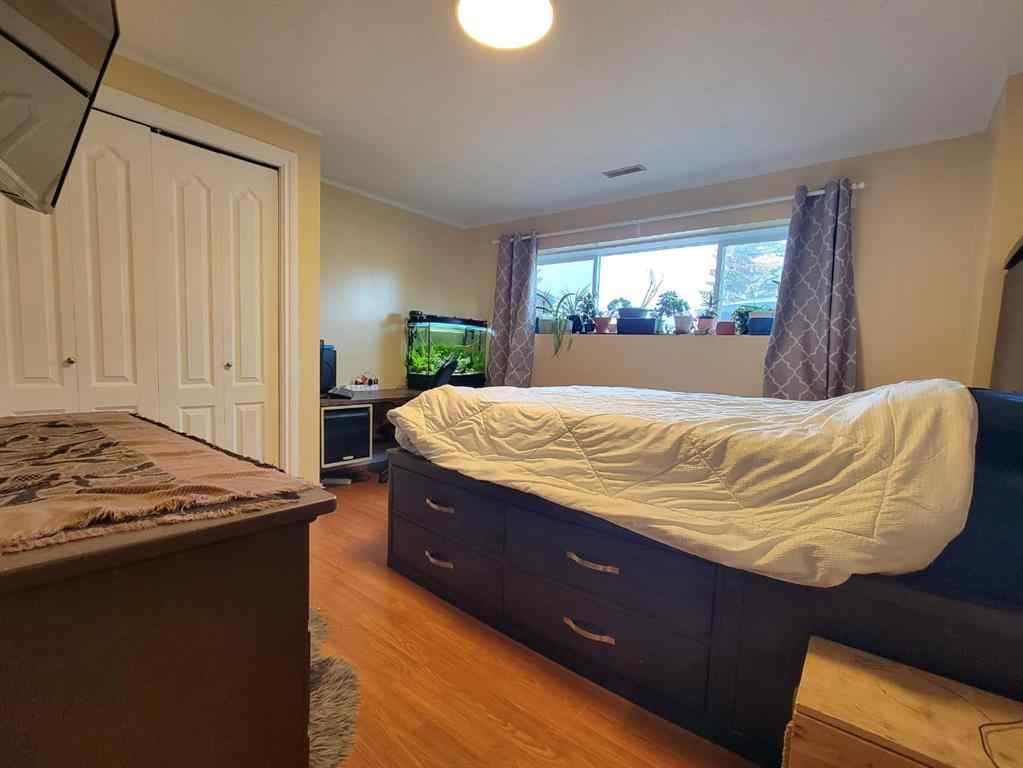 MLS® A2266210 - 704 Alder Avenue  in N/A Beaverlodge, Residential