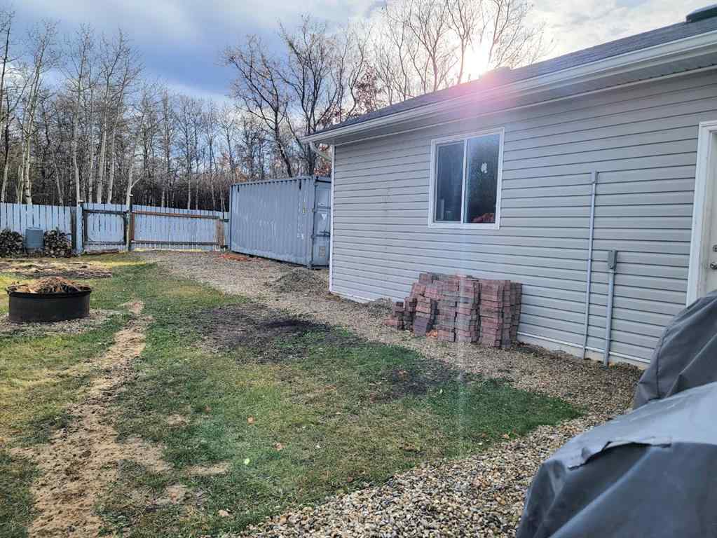 MLS® A2266210 - 704 Alder Avenue  in N/A Beaverlodge, Residential