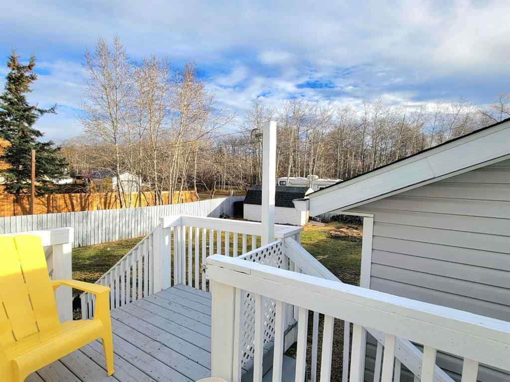 MLS® A2266210 - 704 Alder Avenue  in N/A Beaverlodge, Residential