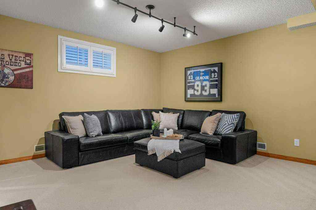 MLS® A2266212 - 167 Mckenzie Lake View SE in McKenzie Lake Calgary, Residential