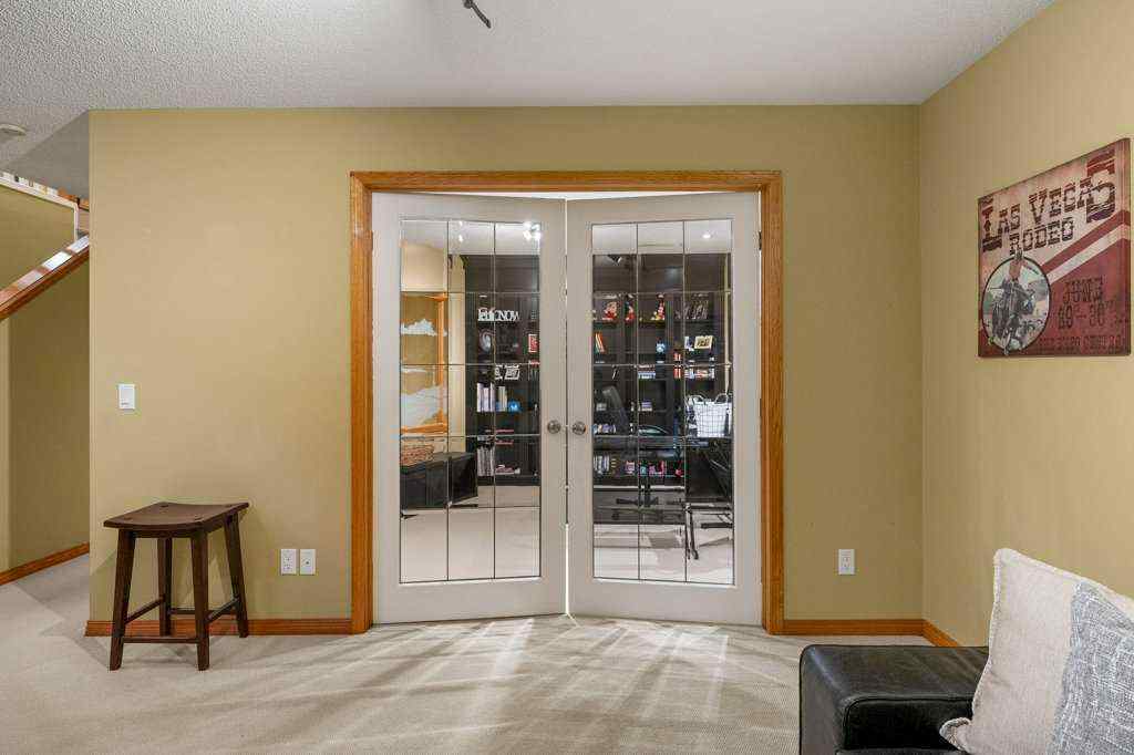 MLS® A2266212 - 167 Mckenzie Lake View SE in McKenzie Lake Calgary, Residential