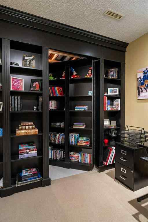 MLS® A2266212 - 167 Mckenzie Lake View SE in McKenzie Lake Calgary, Residential