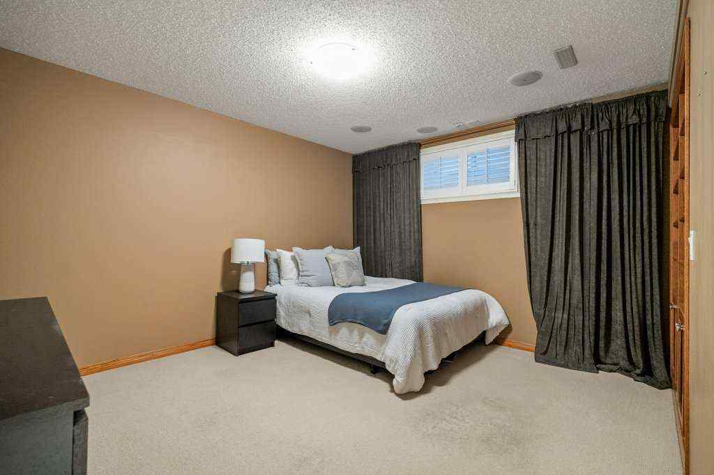 MLS® A2266212 - 167 Mckenzie Lake View SE in McKenzie Lake Calgary, Residential