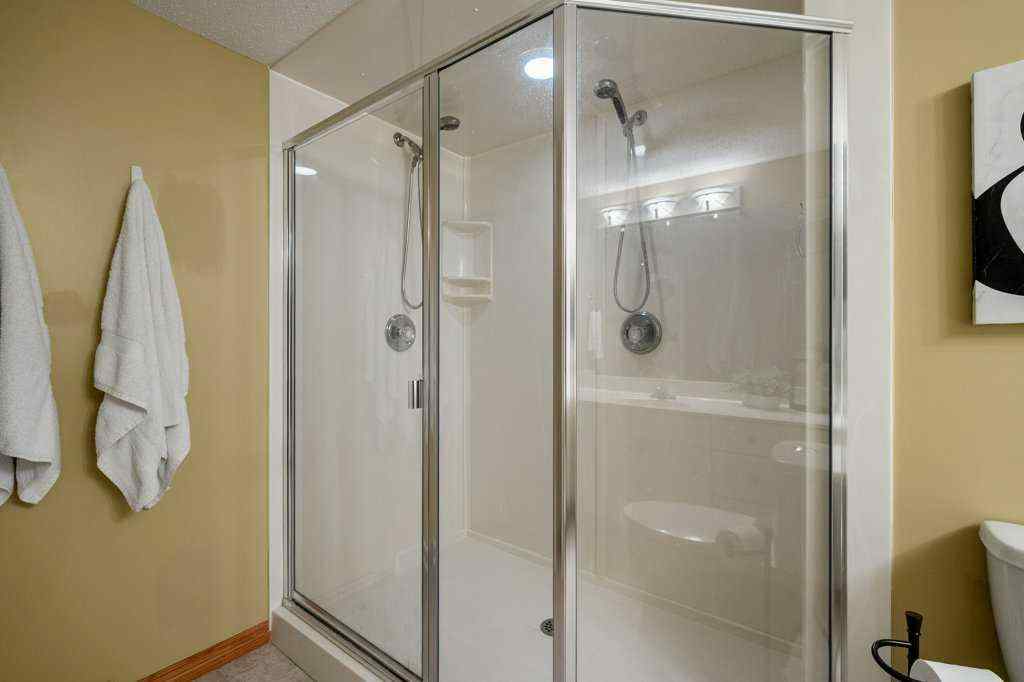 MLS® A2266212 - 167 Mckenzie Lake View SE in McKenzie Lake Calgary, Residential