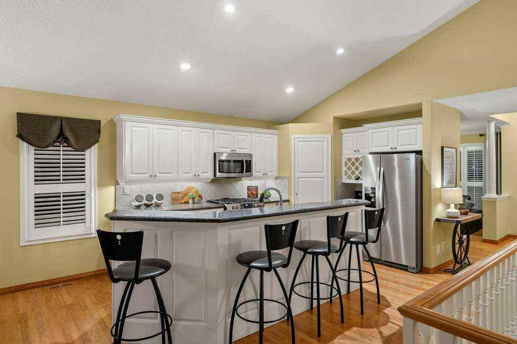 MLS® A2266212 - 167 Mckenzie Lake View SE in McKenzie Lake Calgary, Residential