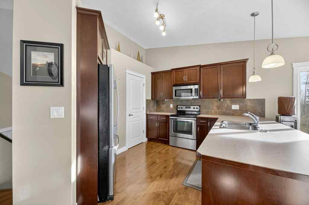 MLS® A2266214 - 33337 Range Road 42   in NONE Rural Mountain View County, Residential