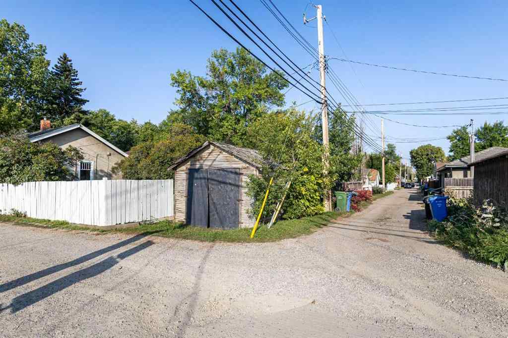 MLS® A2266217 - 111 9 Avenue NE in Crescent Heights Calgary, Residential