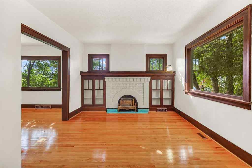 MLS® A2266217 - 111 9 Avenue NE in Crescent Heights Calgary, Residential