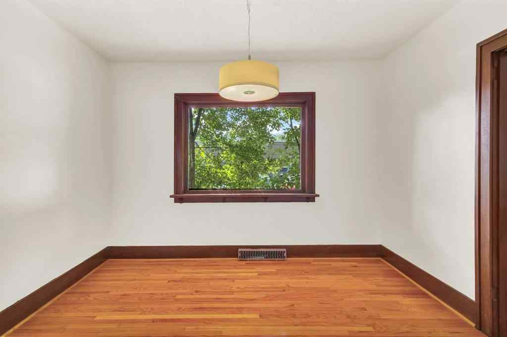 MLS® A2266217 - 111 9 Avenue NE in Crescent Heights Calgary, Residential