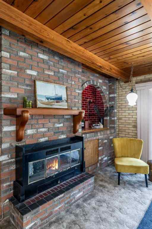 MLS® A2266218 - 1070 Queen Street SE in River Flats Medicine Hat, Residential