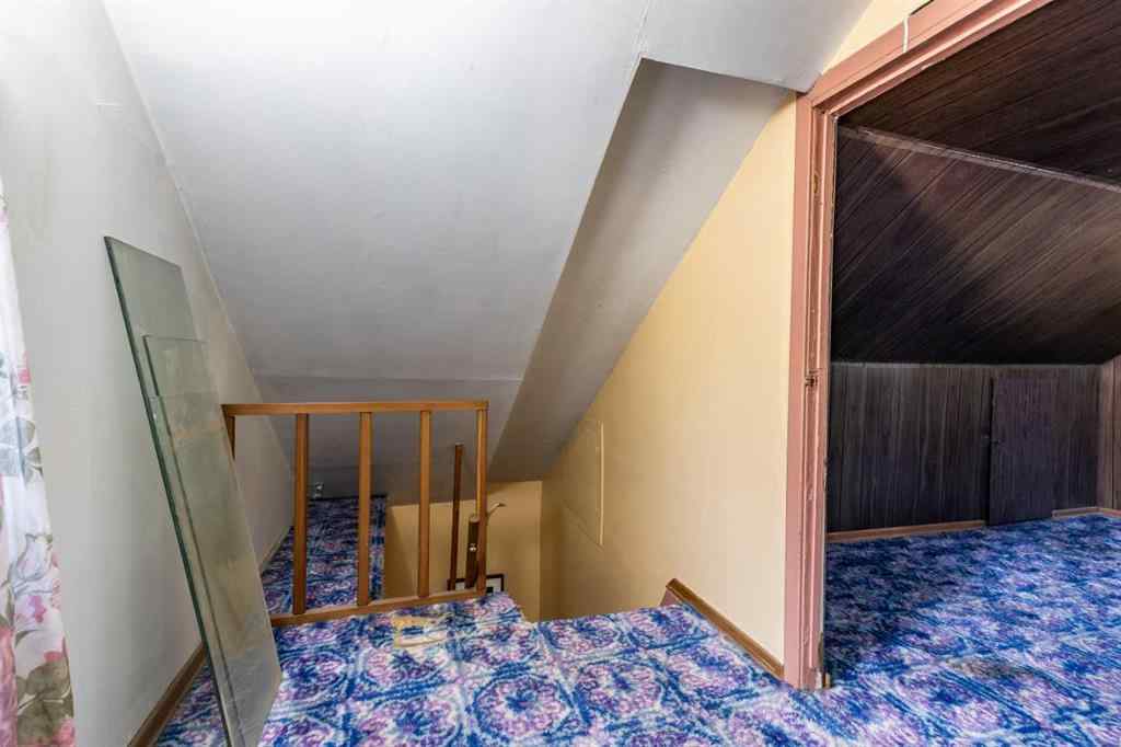 MLS® A2266218 - 1070 Queen Street SE in River Flats Medicine Hat, Residential