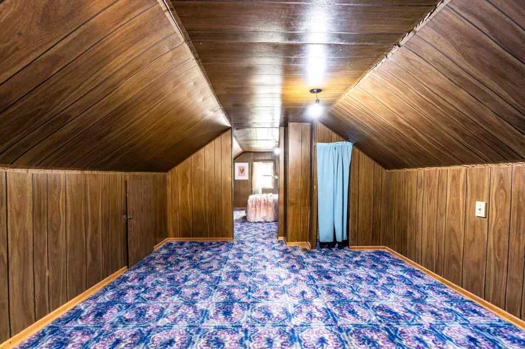 MLS® A2266218 - 1070 Queen Street SE in River Flats Medicine Hat, Residential