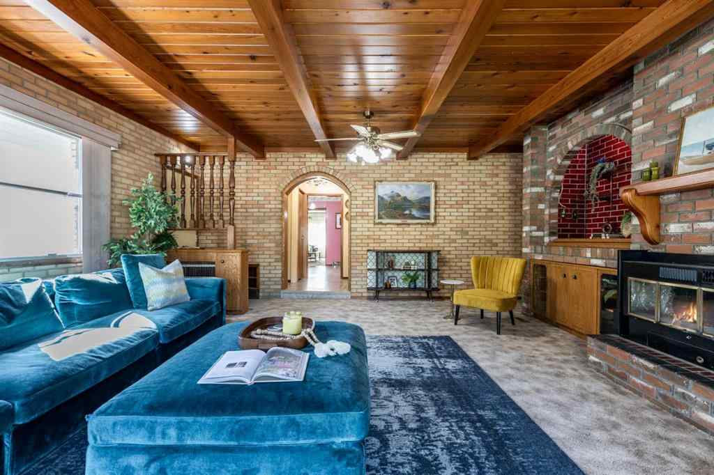 MLS® A2266218 - 1070 Queen Street SE in River Flats Medicine Hat, Residential