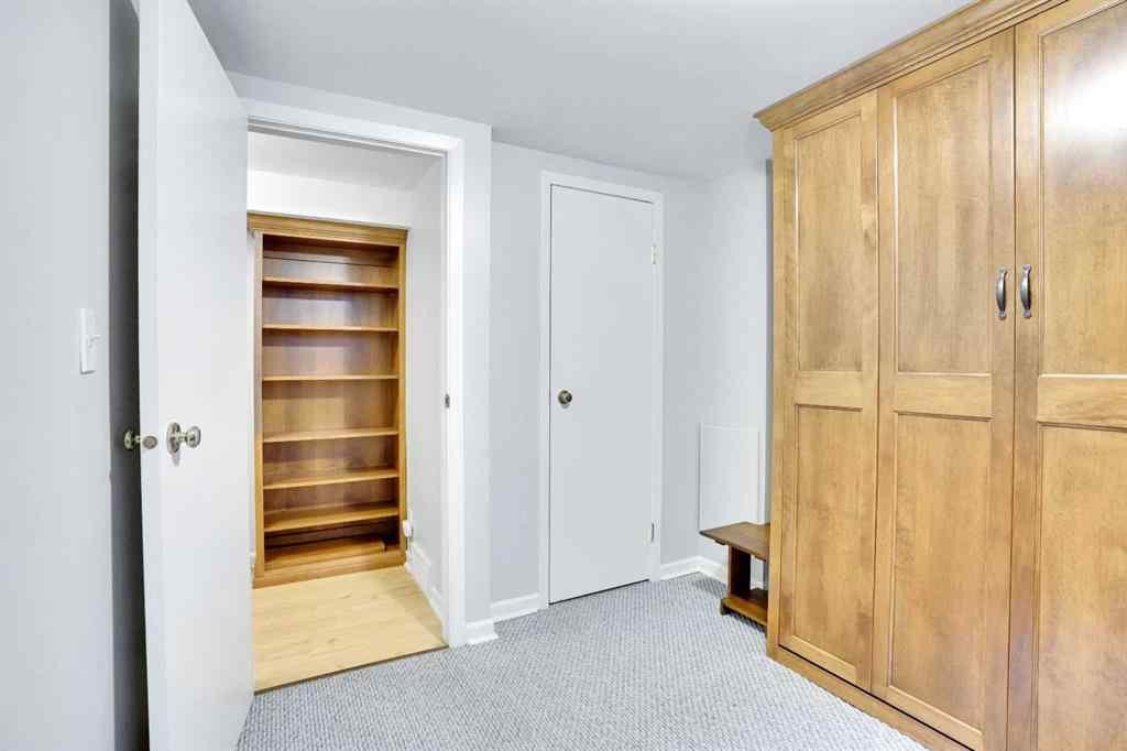 MLS® A2266219 - 3045 26A Street SW in Richmond Calgary, Residential