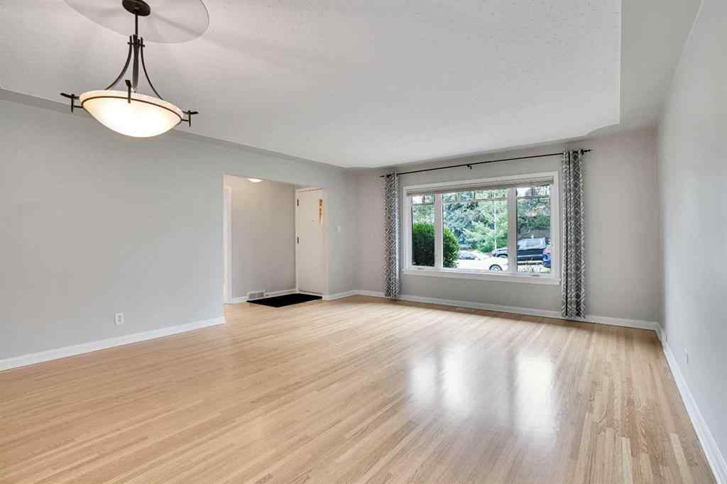 MLS® A2266219 - 3045 26A Street SW in Richmond Calgary, Residential