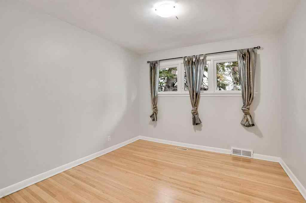 MLS® A2266219 - 3045 26A Street SW in Richmond Calgary, Residential