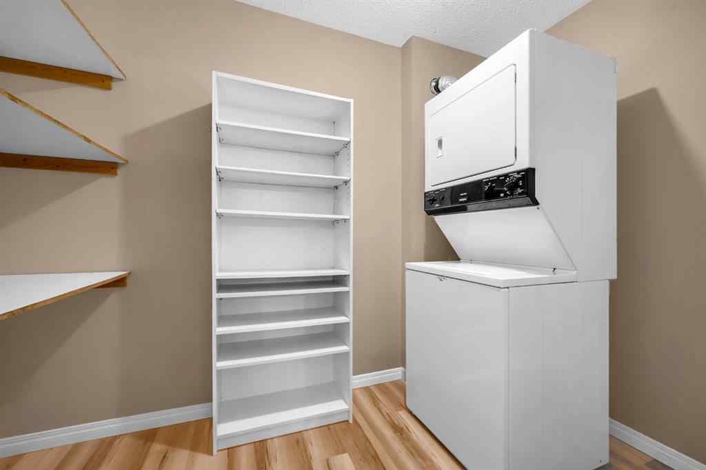 MLS® A2266221 - Unit #204 4204 valleyview Park SE in Dover Calgary, Residential