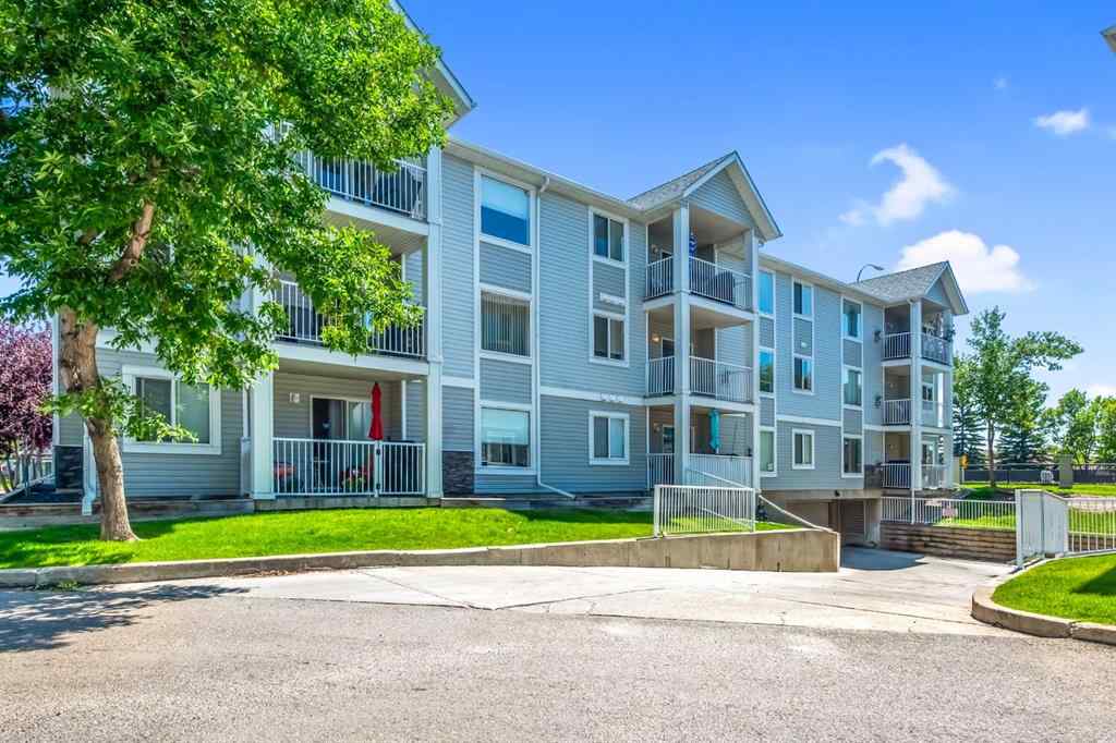 MLS® A2266221 - Unit #204 4204 valleyview Park SE in Dover Calgary, Residential