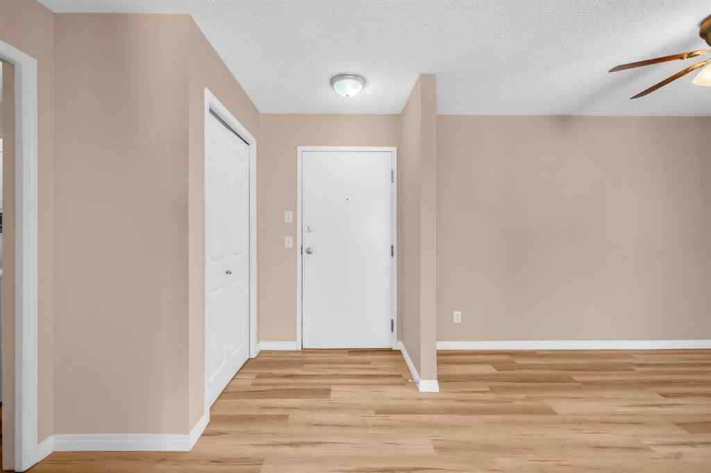 MLS® A2266221 - Unit #204 4204 valleyview Park SE in Dover Calgary, Residential