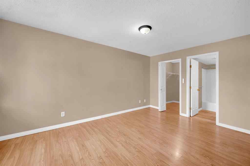 MLS® A2266221 - Unit #204 4204 valleyview Park SE in Dover Calgary, Residential