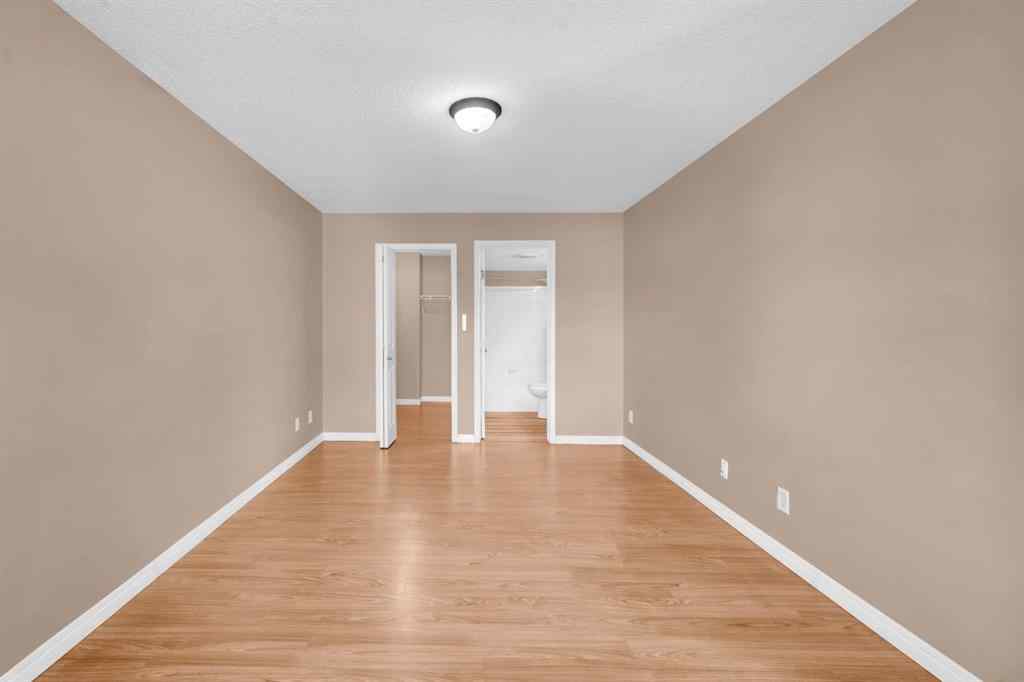 MLS® A2266221 - Unit #204 4204 valleyview Park SE in Dover Calgary, Residential