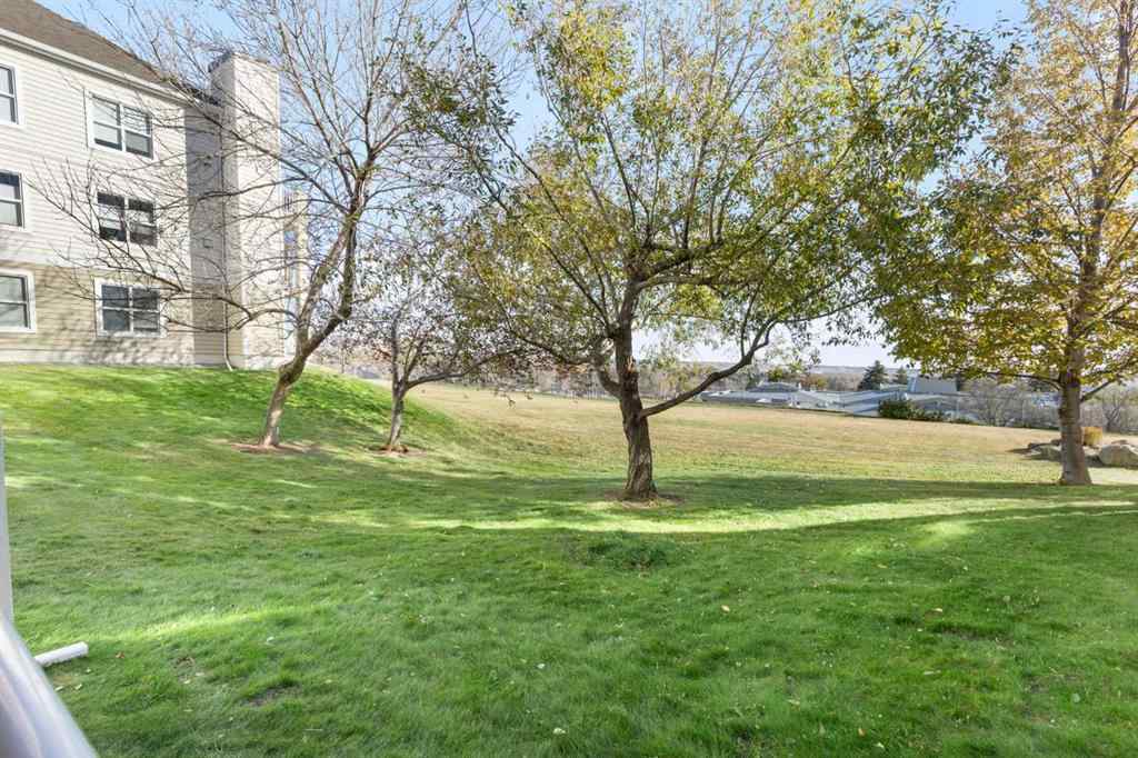 MLS® A2266224 - Unit #114 6800 Hunterview Drive NW in Huntington Hills Calgary, Residential