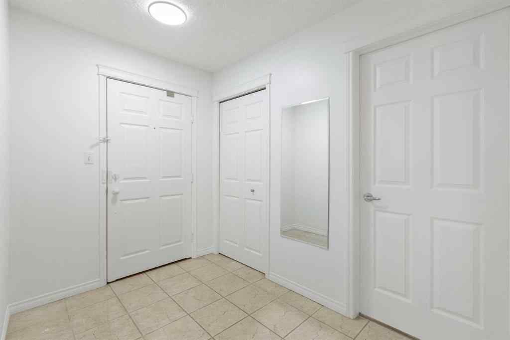 MLS® A2266224 - Unit #114 6800 Hunterview Drive NW in Huntington Hills Calgary, Residential