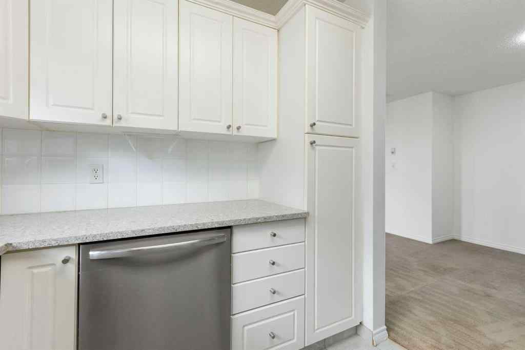 MLS® A2266224 - Unit #114 6800 Hunterview Drive NW in Huntington Hills Calgary, Residential