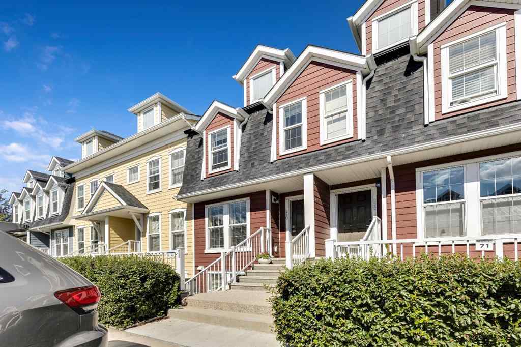 MLS® A2266228 - 220 Mckenzie Towne Close SE in McKenzie Towne Calgary, Residential