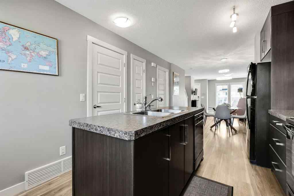 MLS® A2266228 - 220 Mckenzie Towne Close SE in McKenzie Towne Calgary, Residential