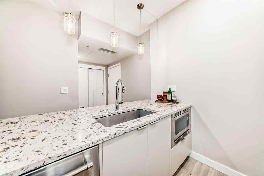 MLS® A2266230 - Unit #311 3375 15 Street SW in South Calgary Calgary, Residential