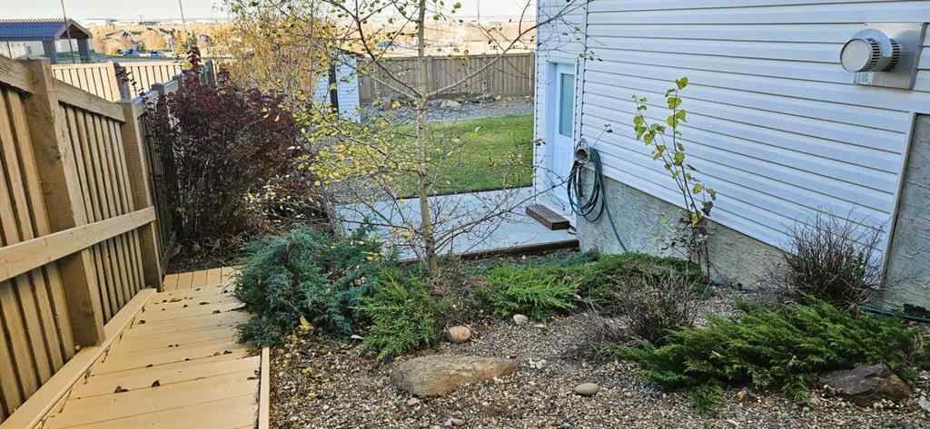 MLS® A2266231 - 10218 154 Avenue  in Whispering Ridge Rural Grande Prairie No. 1, County of, Residential