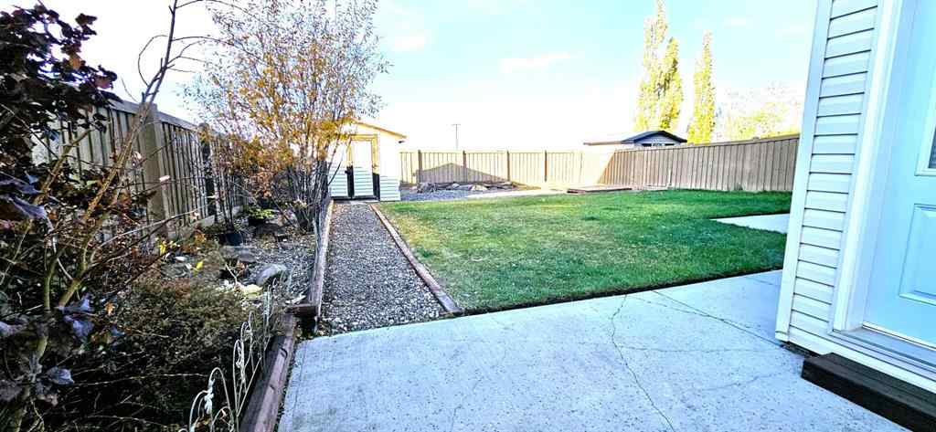 MLS® A2266231 - 10218 154 Avenue  in Whispering Ridge Rural Grande Prairie No. 1, County of, Residential