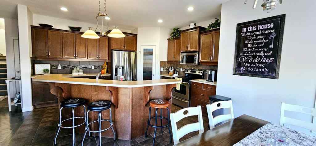 MLS® A2266231 - 10218 154 Avenue  in Whispering Ridge Rural Grande Prairie No. 1, County of, Residential