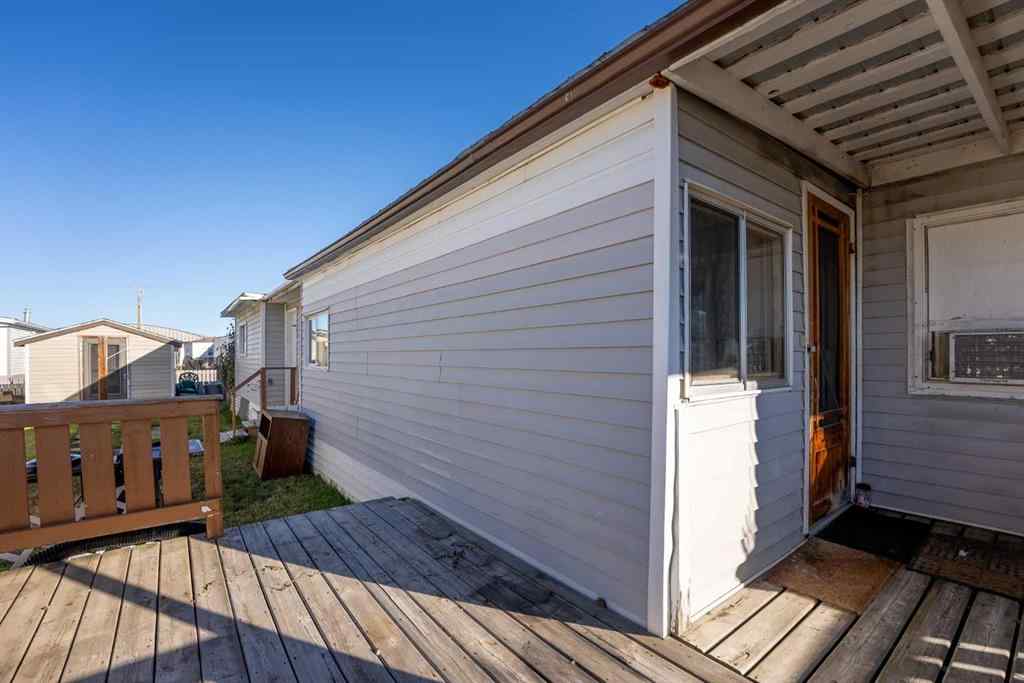 MLS® A2266233 - Unit #19 5853 4 Street  in NONE Claresholm, Mobile
