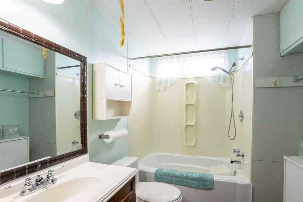 MLS® A2266233 - Unit #19 5853 4 Street  in NONE Claresholm, Mobile