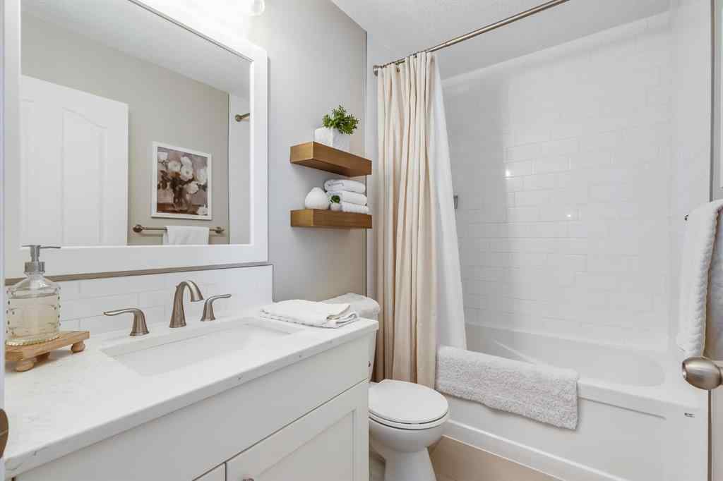 MLS® A2266238 - 720 Woodside Drive NW in Woodside Airdrie, Residential