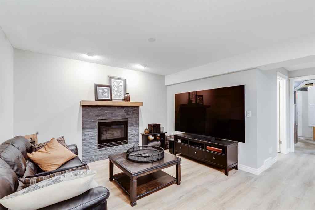 MLS® A2266238 - 720 Woodside Drive NW in Woodside Airdrie, Residential