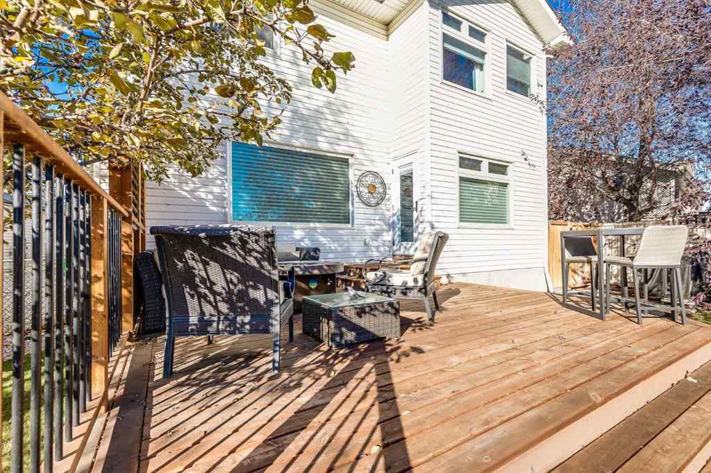 MLS® A2266238 - 720 Woodside Drive NW in Woodside Airdrie, Residential