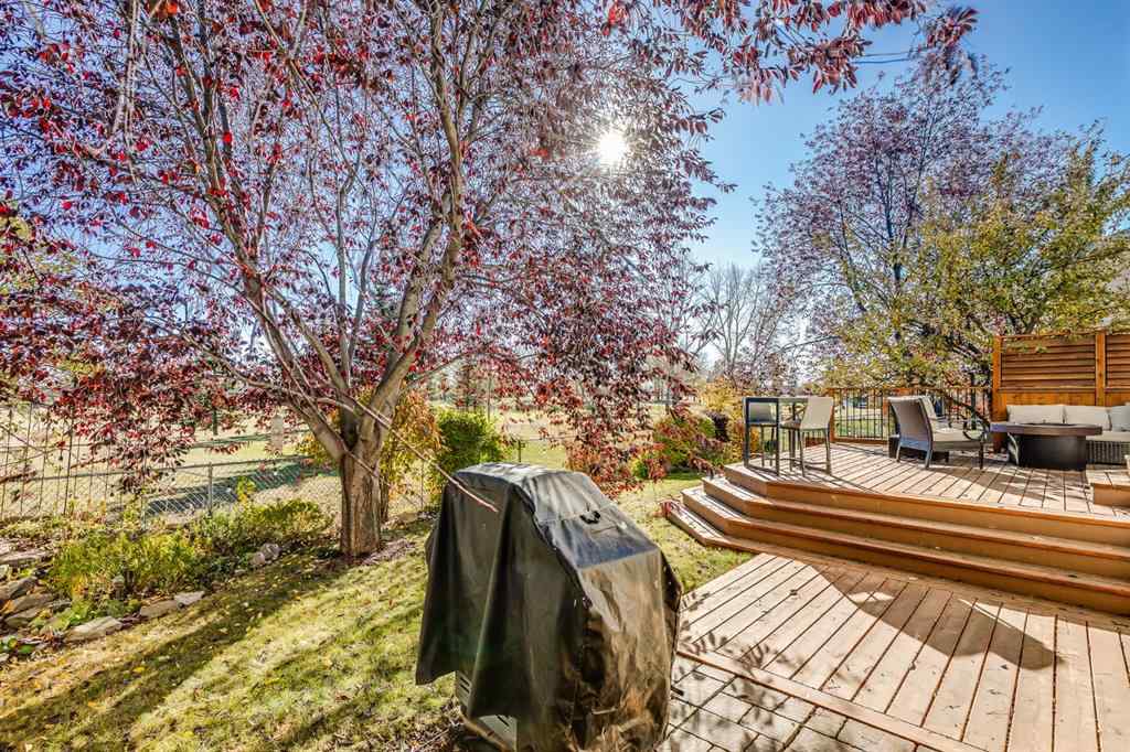 MLS® A2266238 - 720 Woodside Drive NW in Woodside Airdrie, Residential